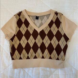 Brown Argyle Pattern Crop